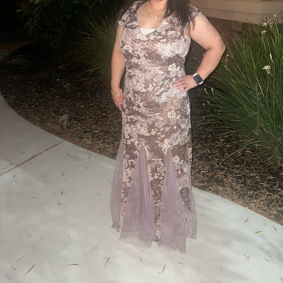 Alex Evenings Sequin Trumpet Gown - Picture 2 of 4